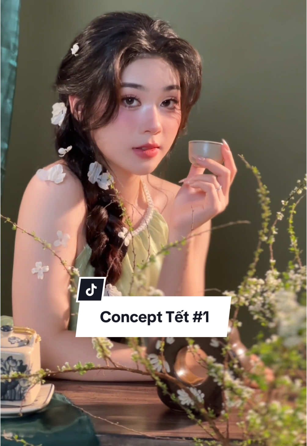 Tết đến xuân về, cũng Mơ đón chờ các concept Tết đặc biệt do Mơ team tự tay lên concept cho mùa Tết này nhé ạ 🥰#chupanhaodai #chupanhtet #chupanhtet2025 #tet #conceptchupanh #chupanhhanoi #chupanhchandung #reviewchupanh #mostudio #taodangchupanh #xuhuong #fyp #chupanhnangtho #chupanhvoihoa 