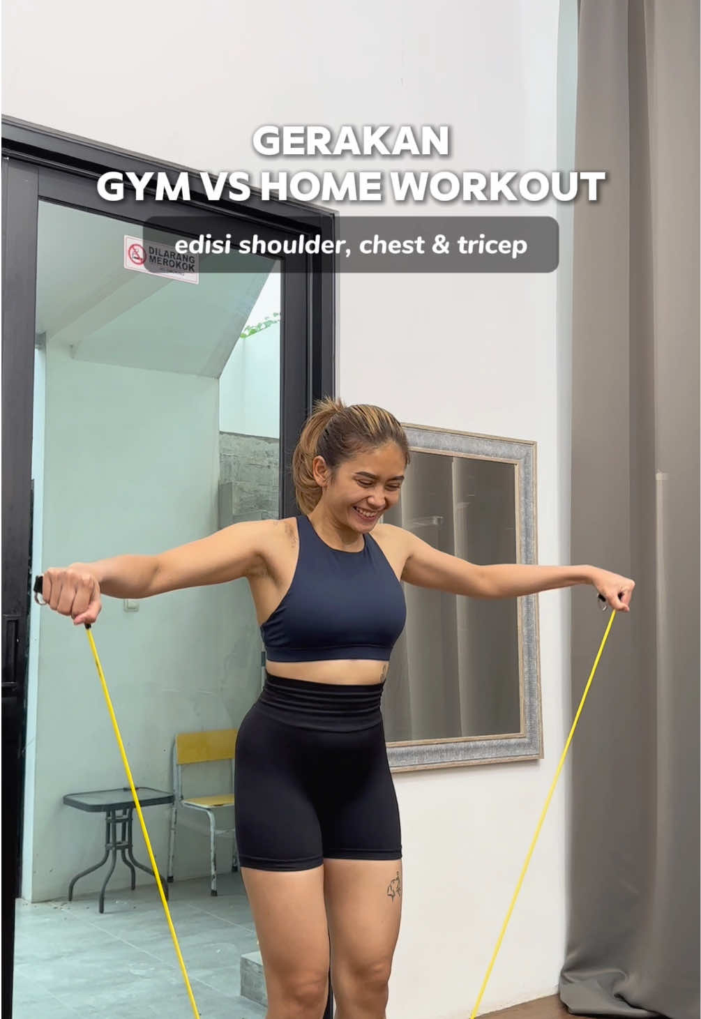 siapa disini yg olahraganya dari rumah??? #gym #gymrat #GymTok #gymgirl #GymLife #gymtips #cewegym #gymmotivation #Fitness #fitnessgirl #fitnessroutine #fitnesstips #gympemula #gymtipsforbeginners #upperbody #upperbodyworkout #homeworkout #olahragadirumah 