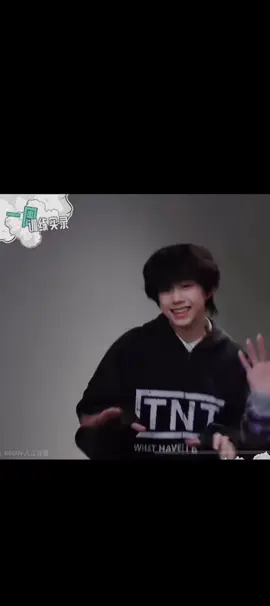 HengHeng cười xinkkk🫶✨️ #trandichhang #chenyiheng #jonathan #tts #tf #f4 #xinh  #thoidaiphongtuan #tffamily #sdfj_lầu18🌸🎐 #tffamily🇨🇳💫 #tfgiatocf4 #tfgiatộc #lầu18🌟 #capcut #dury_cyh #fyp #fyp 