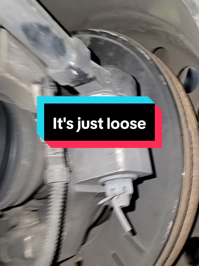 #automotivetechnician #automobile ##truck #trucks #trucktok #trucksoftiktok #car #cars #cartok #carsoftiktok #mechaniclife #mechanic #customerservice 
