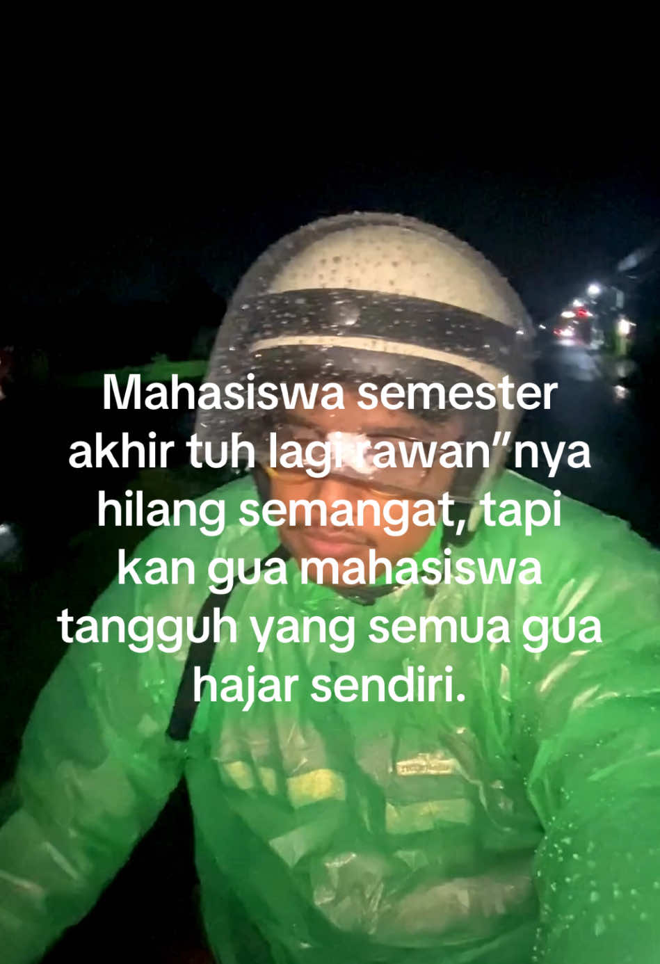 walau hujan badai yagesya😭 #kuliah #semesterakhir #pejuangskripsi #skripsiku #skripsistory #mahasiswaakhir #SulapSkripsiJadiEasy #jasabimbinganskripsi