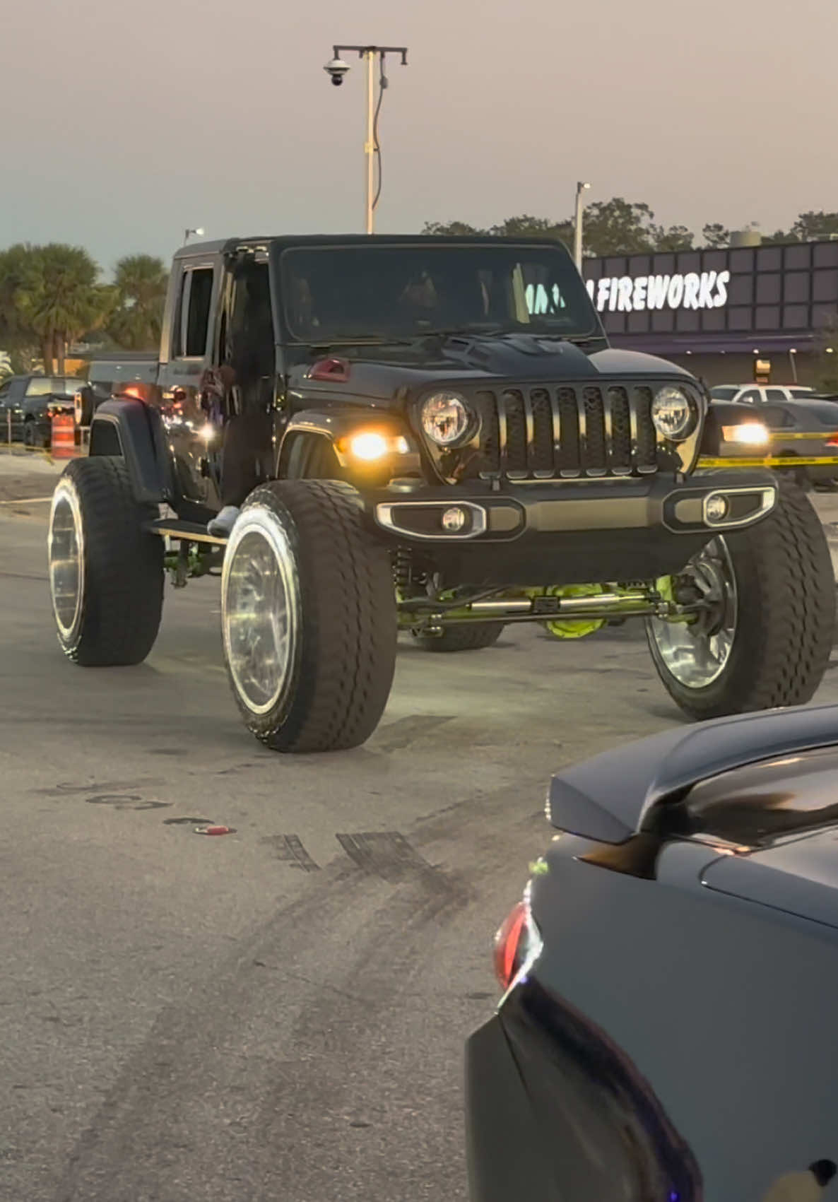 2024 Florida Classic weekend was lit #boxchevyworld #pressureseason #forgiato #asantiwheels #gbodynation #gbodygang #amaniforged #classiccars #bigwheels #dub #caprice #carshow #candypaint #oldschool #explore #rucciforged #bigrims #donk #donks #donkday #26s #28s #30s #32s #34s #bigwheels #magicboyscarshow #floridaclassic #ridingbig  #famuhomecoming #rickrosscarshow