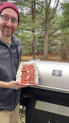 Candied Bacon Smoked Crackers! Buy 1 get 10 FREE! Give @ZGRILLS a chance! They are awesome! #grill #smoked #meat #zgrills #zgrill #buy1get10 #pelletgrill #pellet 
