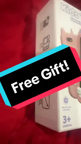 Order this today so that you can get your free gift in before christmas! 😍 #christmas #christmasgift #phoneforkids #kidstoys #giftforkids #tiktokshop #gift #giftguide #tiktokshopholidayhaul #holidayhaul 