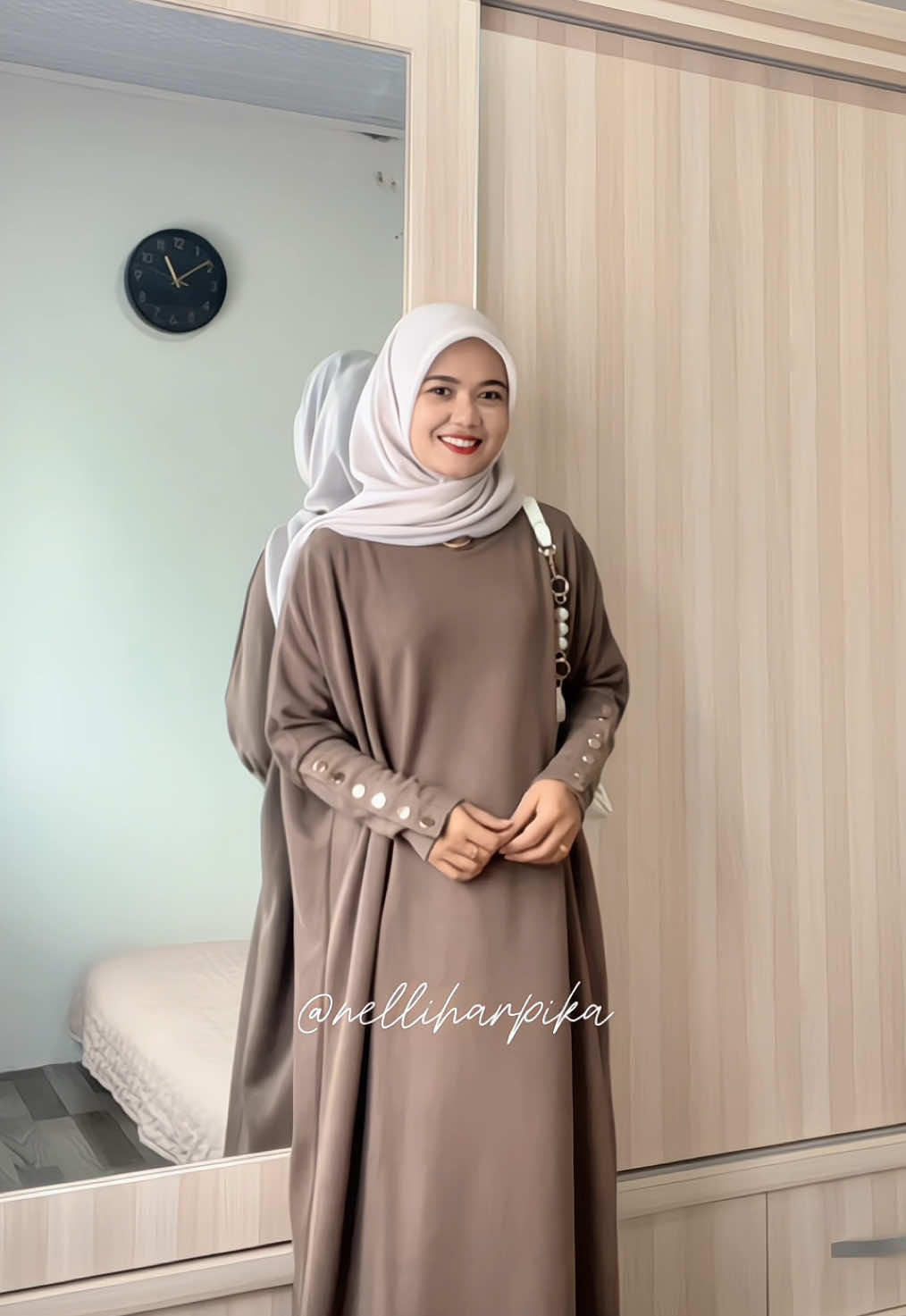 Calep banget dress inara rajut tebal tapi ga bikin gerah😍🥰 #dress #dressrajut #dresslebaran 