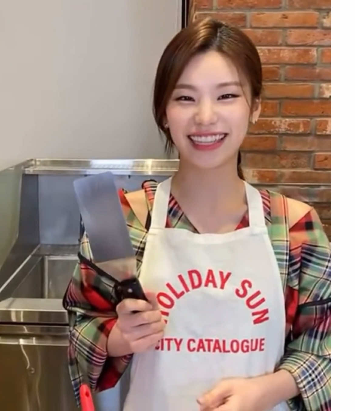 料理になると不器用になるイェジちゃん #ITZY #YEJI #イェジ #kpop #fyp 