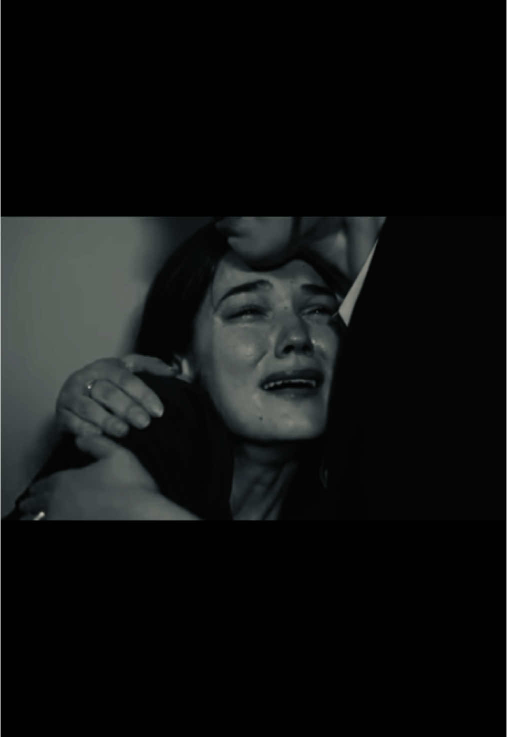 بحياتي ماصحت نفس صياحي بهالحلقات😢، كيف جيلين لهدرجة متعلقه بايلغاز وماتقدر تعيش بدونه😔😔 - - #فوريو #foryou #fyp #fypシ #اكسبلور #explore #مسلسلات_تركية #turkishseries #القضاء #yargı #جيلين #ceylin #ilcey #ايلغاز #ilgazkaya #بينار_دينيز #pinardeniz 
