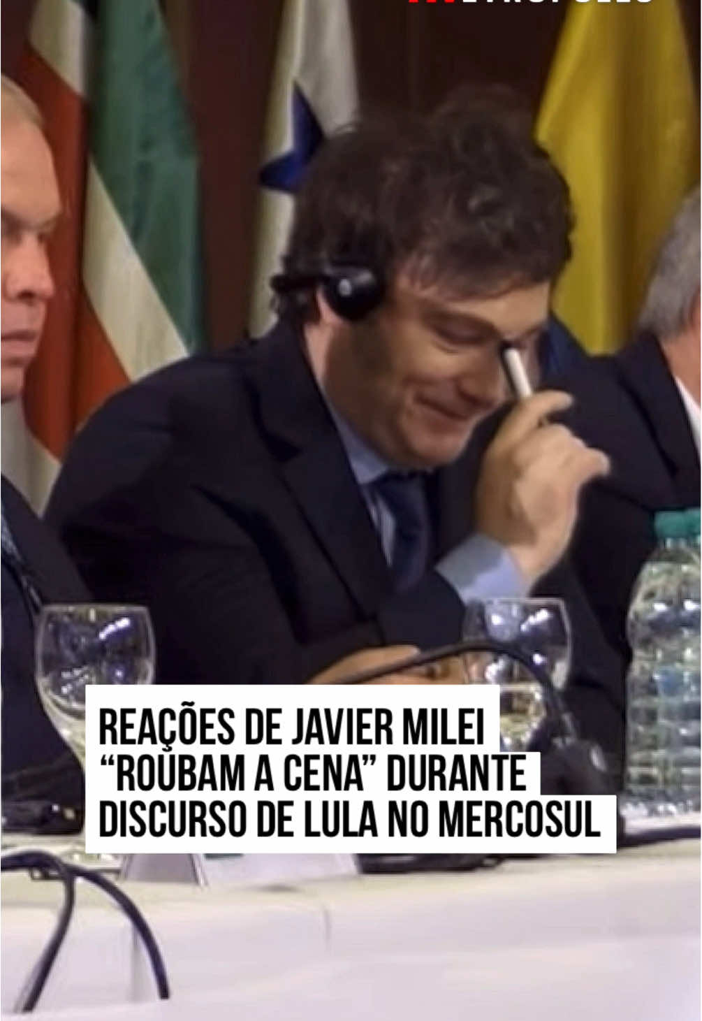 Reações de #JavierMilei “roubam a cena” durante discurso de #Lula no #Mercosul. Presidente argentino levou as mãos ao rosto, sorriu e arqueou sobrancelhas durante a fala do petista. #TikTokNotícias 