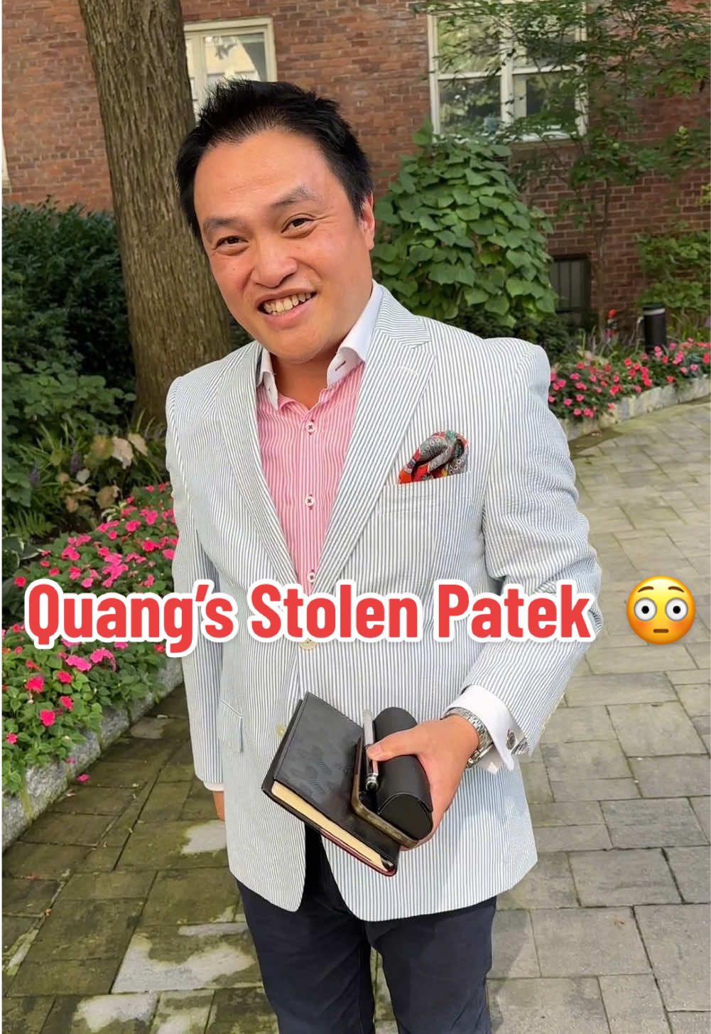 Quang shows us his second Patek Philippe 5980… since his first one was sadly stolen in Paris… along with some rare Goyard. #watchtok #patek #patekphilippe #goyard #goyardbag #pateknautilus 