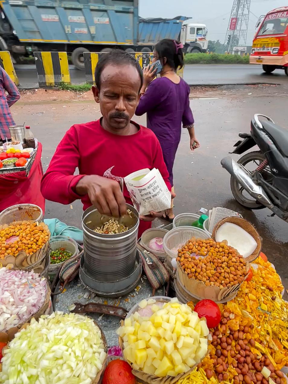 Would you like to replace your old oil-filled popcorn with something healthier and more nutritious? Here are some tips for something healthier to replace popcorn with.#streetfood #india #popcorn 