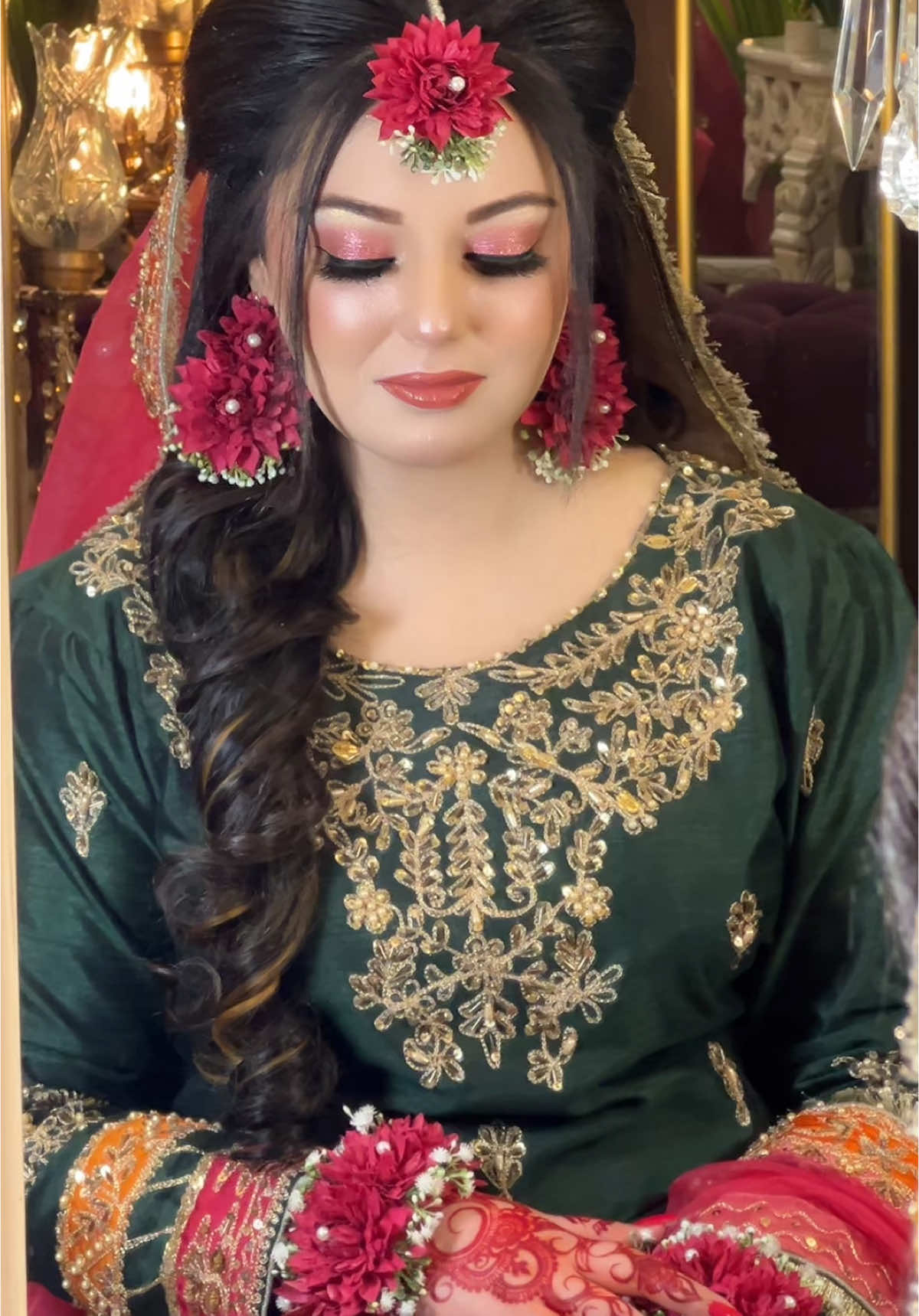 Mehndi bride😍#momentssignaturebeautysalon #foryoupage❤️❤️ 