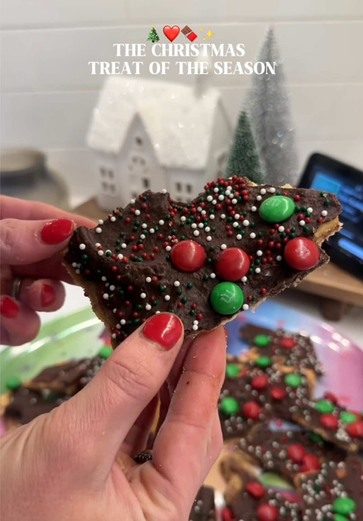 CHRISTMAS CRACK is a must make this holiday season ✨❤️ so delicious and perfect to snack on while watching christmas movies or give to neighbors!  Christmas Crack Recipe **Ingredients:** - 1 sleeve of saltine crackers (about 40 crackers) - 1 cup unsalted butter - 1 cup brown sugar, packed - 2 cups semi-sweet chocolate chips - 1/2 cup holiday M&Ms (for a festive touch) - 1/4 cup crushed pretzels or chopped nuts (optional for extra crunch) **Instructions:** 1. **Prep the Pan**: Preheat your oven to 350°F (175°C). Line a baking sheet with parchment paper and place a single layer of saltine crackers on the sheet, covering the entire pan.  2. **Make the Toffee**: In a saucepan, melt the butter and brown sugar over medium heat. Bring the mixture to a boil and cook for 3-4 minutes, stirring constantly, until it thickens and becomes bubbly. 3. **Pour the Toffee**: Carefully pour the hot toffee mixture over the crackers, spreading it evenly with a spatula. Make sure the crackers are fully covered. 4. **Bake**: Place the baking sheet in the oven and bake for 5-7 minutes, until the toffee is bubbly and caramelized. 5. **Add the Chocolate**: Remove the pan from the oven and immediately sprinkle the chocolate chips over the hot toffee. Let the chips sit for a minute or two, then spread the melted chocolate evenly with a spatula. 6. **Decorate**: Sprinkle M&Ms, crushed pretzels, or chopped nuts over the chocolate layer. You can also add extra sprinkles for a more festive look! 7. **Chill**: Let the Christmas crack cool at room temperature for about 30 minutes. Then, place it in the fridge for at least 2 hours to fully set. 8. **Break and Enjoy**: Once set, break the toffee into pieces along the cracks to serve! #christmas #christmastreats #christmasbaking #christmasdessert #christmasrecipe #EasyRecipe #chocolate #dessert #yummy #asmr #BakeWithMe #holidaycountdown #fyp #foryou 