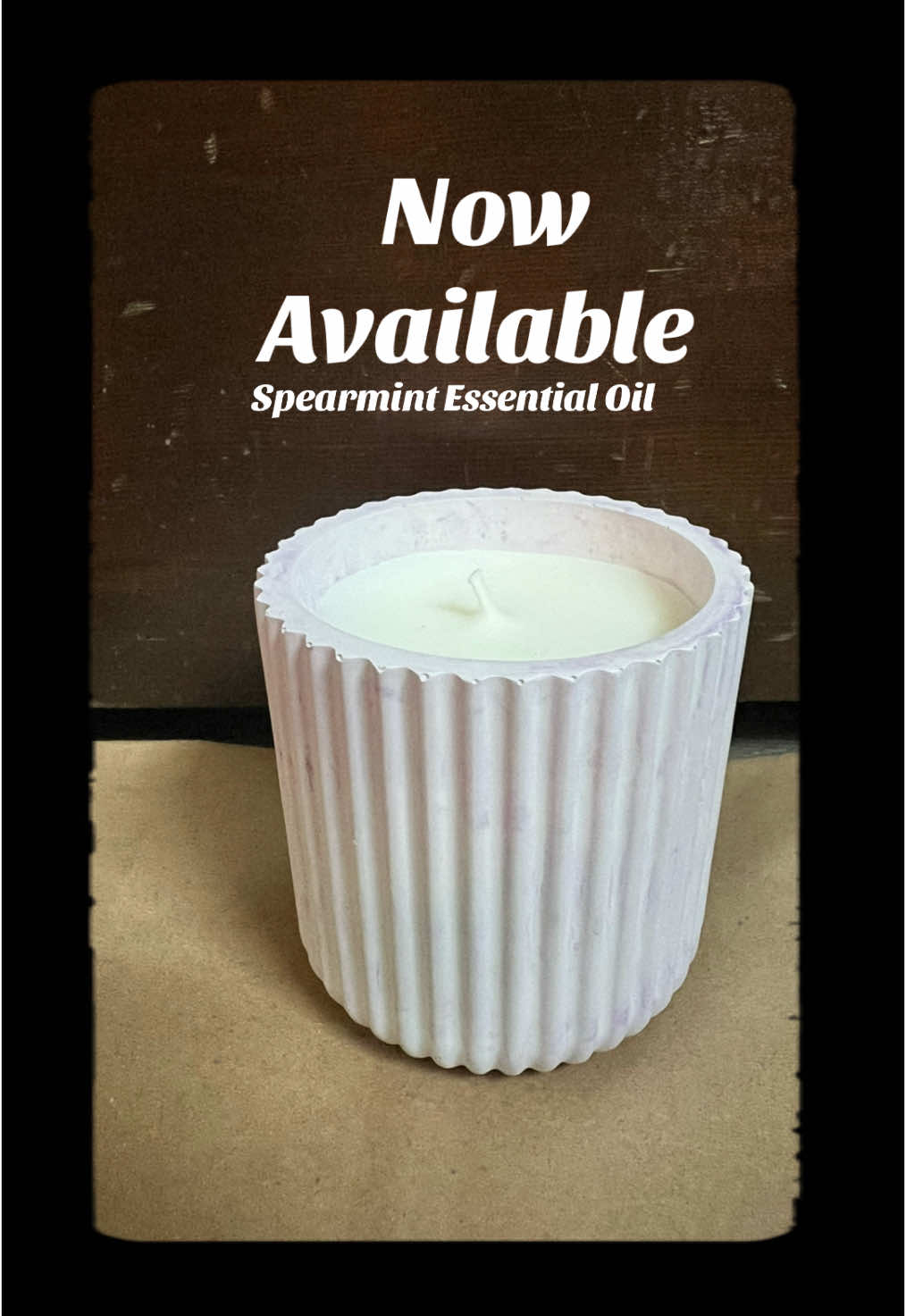 Essential Oil candles- spearmint #candles #coconutwax #essentialoil #handmadegifts #DIY 