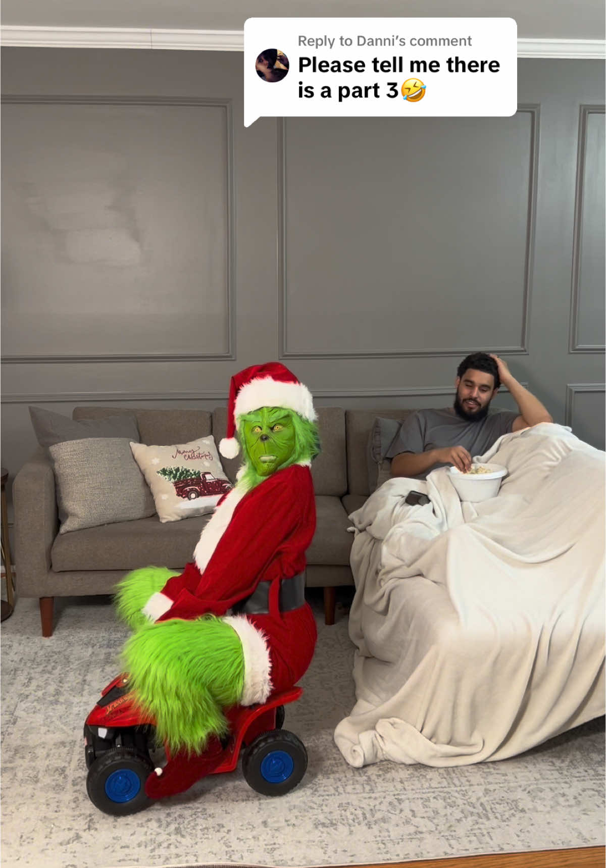 Replying to @Danni  Shes backkkkk 🤣  . . #dancinggrinch #grinch #viral #trending #part3 #dance #funny 