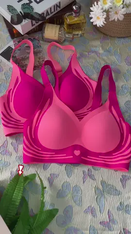 #falldealsforyoudays #blackfeidaysale #tiktokmandemebuyit #tiktokshop #spotlight #bra 