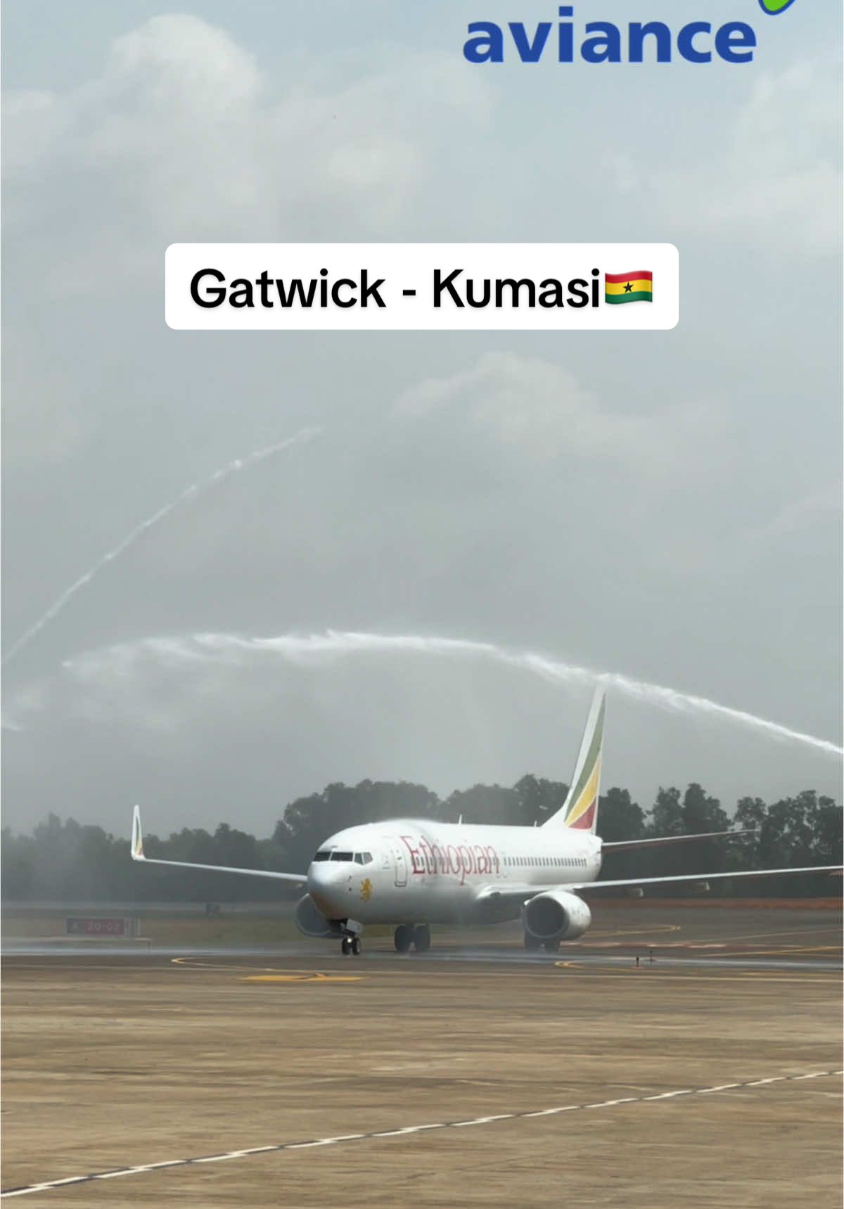 Aviance Ghana and Prempeh I International Airport in Kumasi welcome the first @fly.ethiopian commercial international flight from Gatwick to Kumasi in the Ashanti Region of Ghana 🇬🇭  Video: @black_innolens  Pictures: @inno_lens_ 