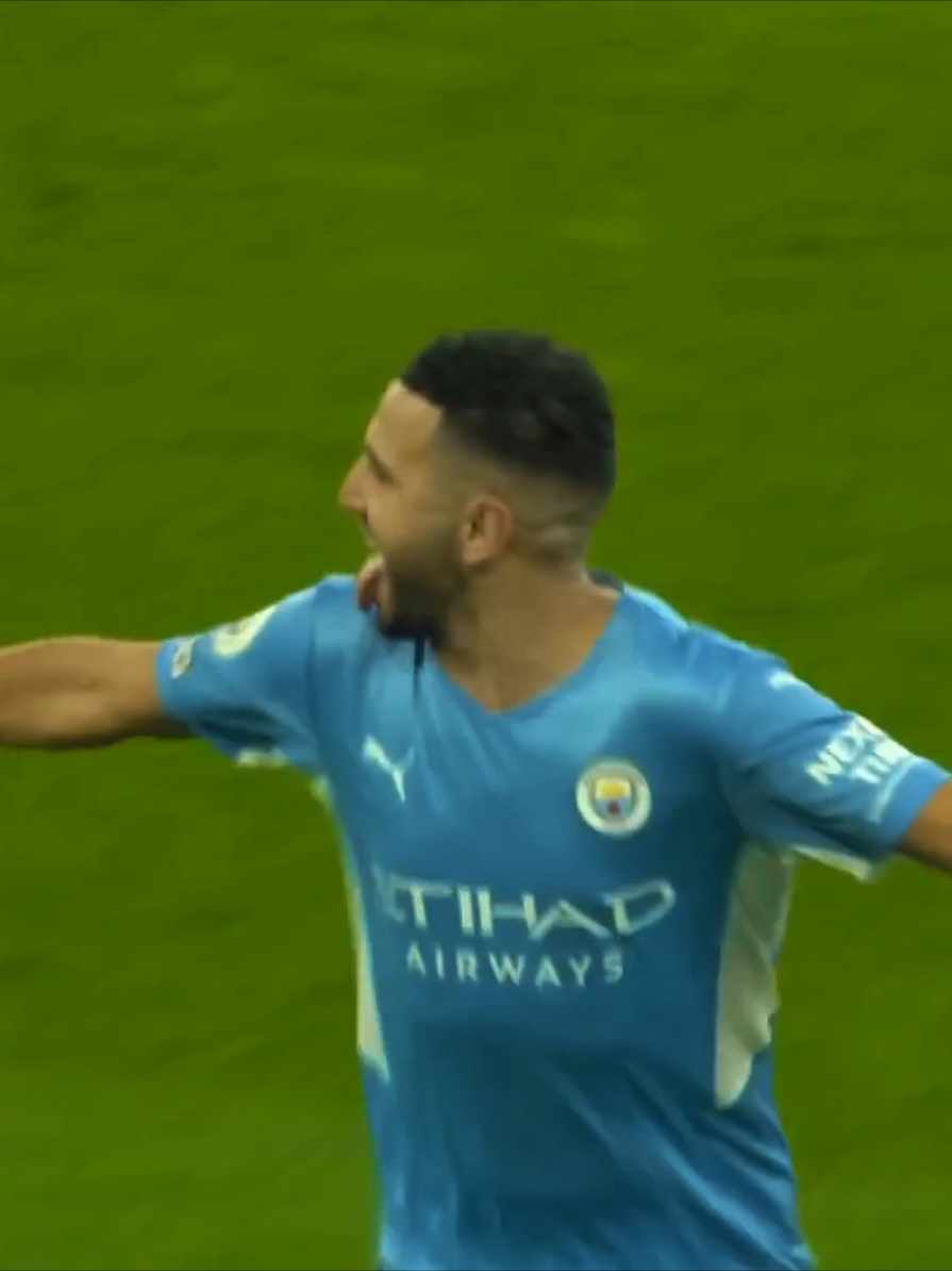 Mahrez 26 💔🥺 #fyppp #viralvideos #mahrez #skills   #pourtoii #foryouforou #francetiktok #français #france🇫🇷 #franceexplore #unitedstates #fypfrance 