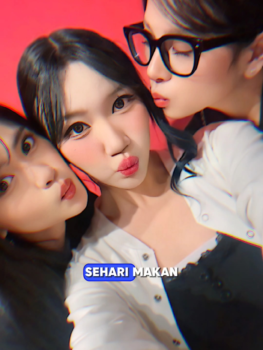 bersama ex member 😌#zeejkt48🦖 #adeljkt48 #marshajkt48 #zeeasadel #revafidela @_zeeasadel @adel.revaa @marsha.jkt48 #JJCapCut #CapCut 