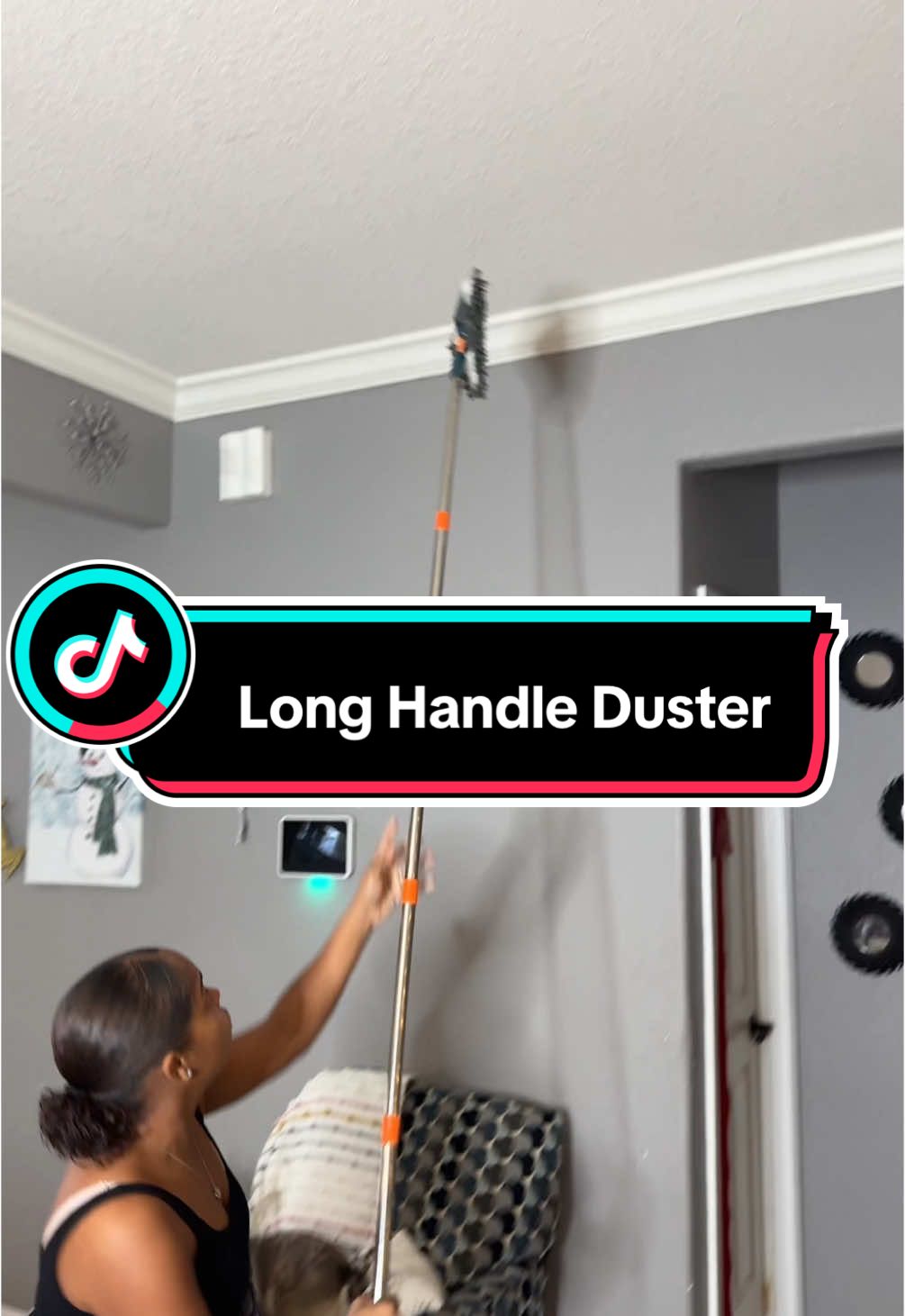 Replying to @TastikakesByCarla the long handle duster is actually very sturdy even for how long it gets!  #duster #cleanhouse #cleaningtiktok #cleaning #cleaningvideo #cleaningproducts #cleaninglady #cleaningroutine #cleaningvideos #cleaninghacks #falldealsforyou #tiktokshopholidayhaul #tiktokshopblackfriday #tiktokshopcybermonday #tiktokshopfallsale #treasurefinds #spotlightfinds #ttsdelight #giftguide #ttsdelightnow #ttslevelup #newyearnewaura #mademyyear #shoplatinowned #tiktokshopcreatorpicks 