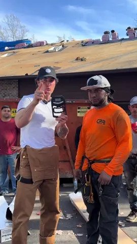 Which roofer has the strongest grip? @gymshark Cxde “Jesse10”  #gymshark ad #roofing