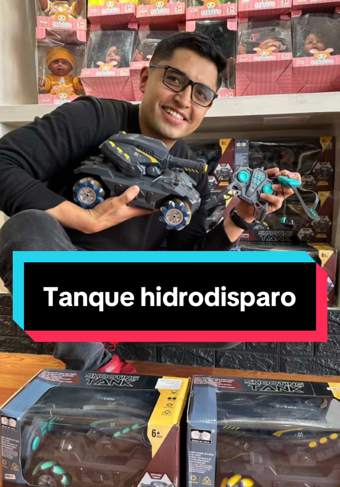 Ya conoces el tanque hidrodisparo #tanque #carros #navidad #carrosacontrolremoto