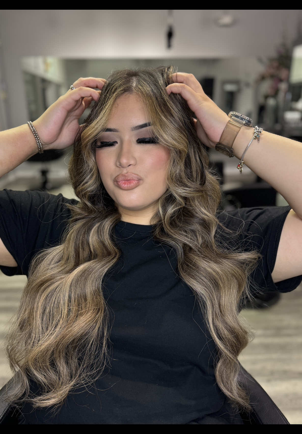 Elevate your hair game with 26-inch hand-tied extensions - long, luxe, and totally seamless..🤎 • Application: Me & @Frankie  DeRiso  Color: @Nick LaBush  Insta: @snazzedbyjazz • • • #bellamiprofessional#bellamihairpro#weftextensions#bellami#thickhair#longisland#nyhairstylist#hair#bellamimastercertified#willistonparkny#viralvideos #viral#viralhair #mineola#westbury#suffolk#nassau#goldwell#balayage#kmsapprovedus#hairdresserjournal#longislandhairstylist#behindthechair#fypp#fypシ #fypシ゚viral #fyphair #hairtok @NicoleeeDiaz97 #fyppppppppppppppppppppppp #iamgoldwell #goldwellapprovedus @Bellamihair