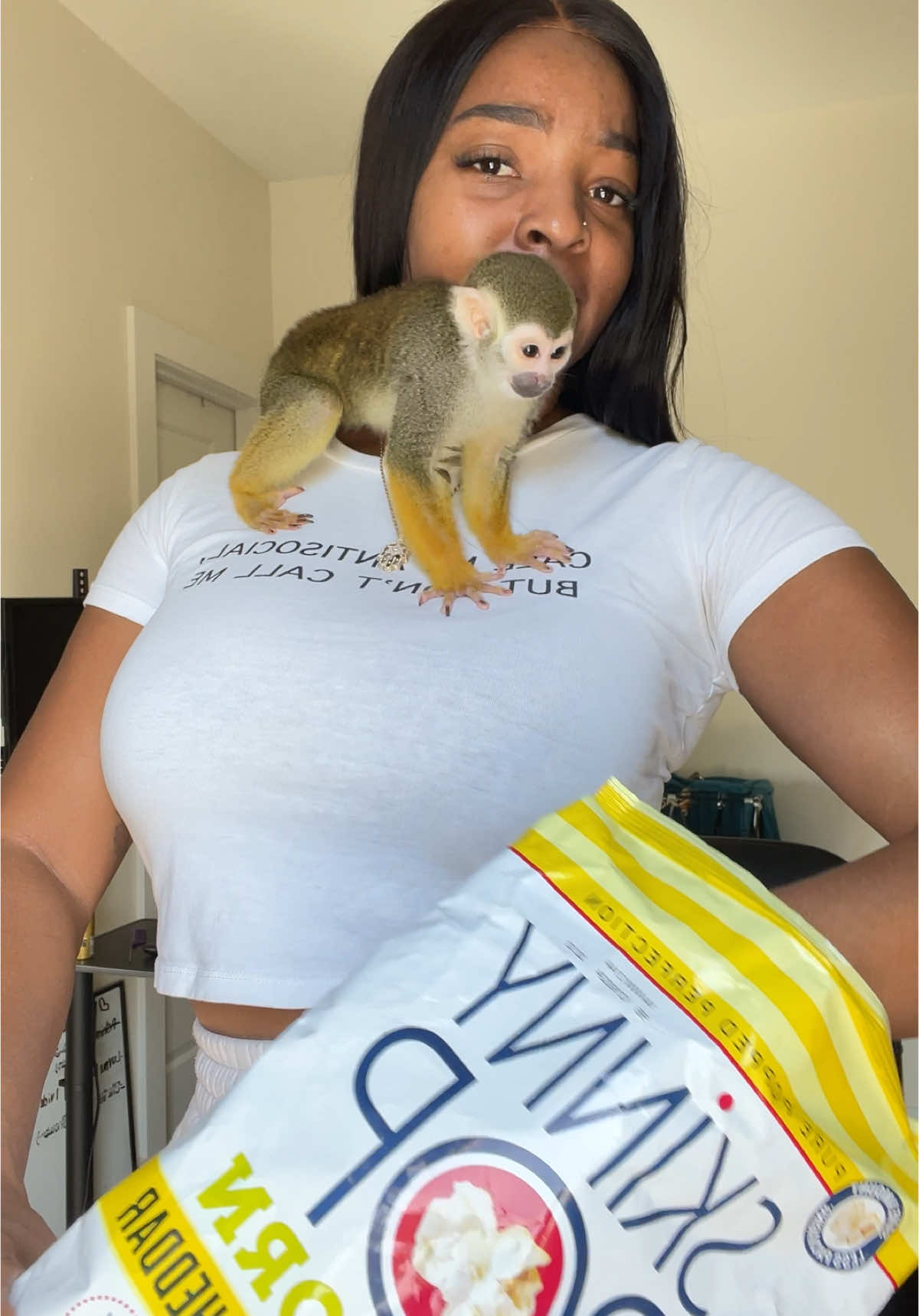 Abu loves popcorn from @SkinnyPop Popcorn #monkey #petmonkey #abuthemonkey 