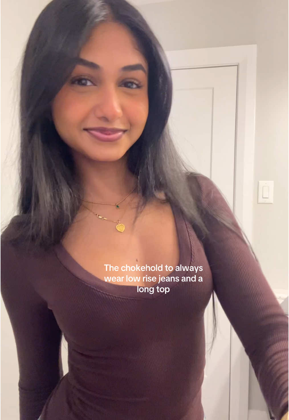 Would acc wear this everyday if i could😫(I have a short torso) #tamil #browngirl #y2k #southasian #desi #fyp #fashioninspo  full outfit: @Garage Clothing 