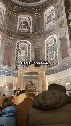 This zikr and salawat is recited occasionally at Hagia sophia after fajr. #mosque #hagiasophia #ayasofya #zikr #istanbul 