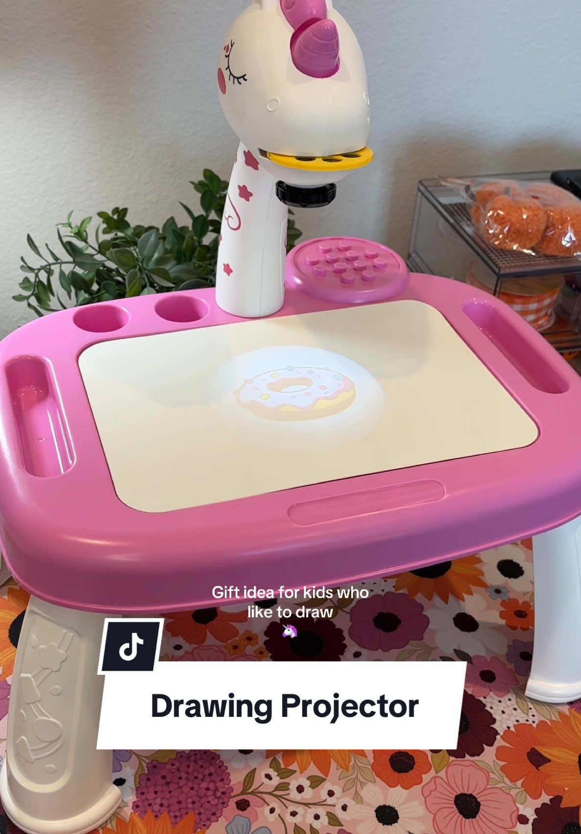 This drawing projector is so cute and comes with lots of accessories #kidsart #drawingprojector #giftsforkids #artforkids #unicorngift #tiktokshopholidayhaul #drawingforkids 