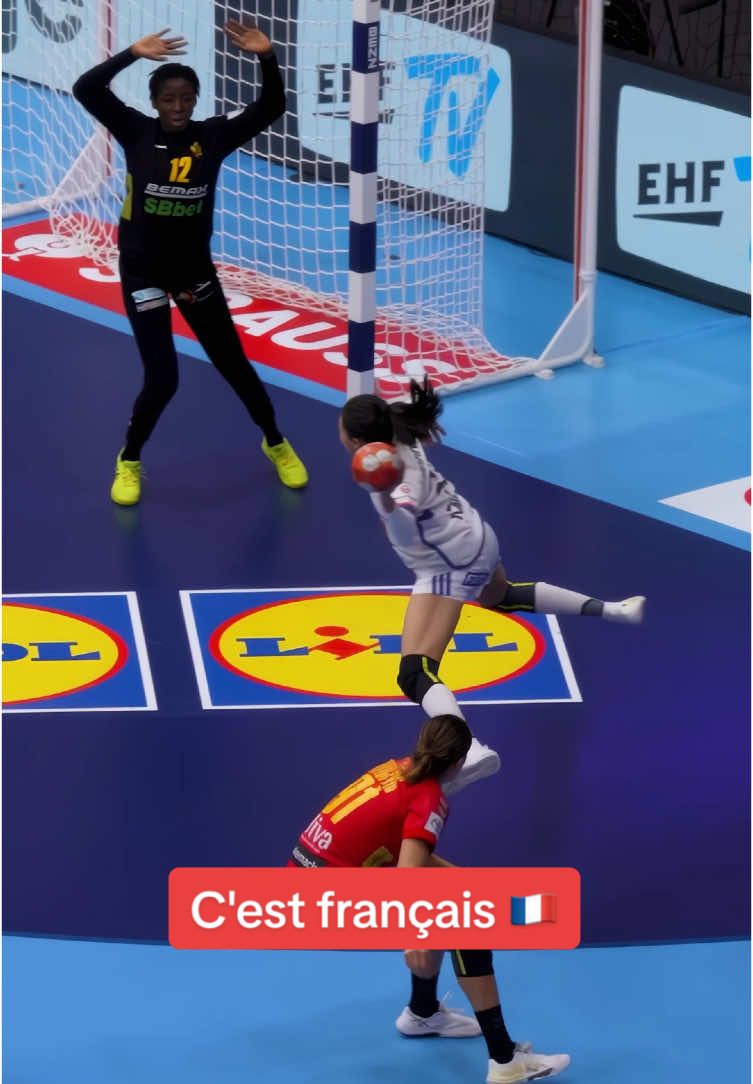 Vous aimez? C'est français 🇫🇷 #handball #ehfeuro2024 #håndbold 