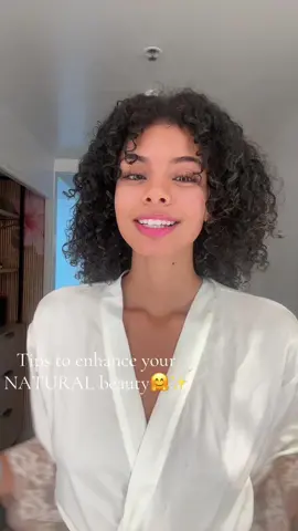 main point!! you cannot be cute with an ugly heart💖... also this clarins double serum?? So bomb!!!  but love yalllll @Clarins USA #clarinspartner #beautytips #glowuptips #clarins #skincare #serums #clarinsdoubleserum