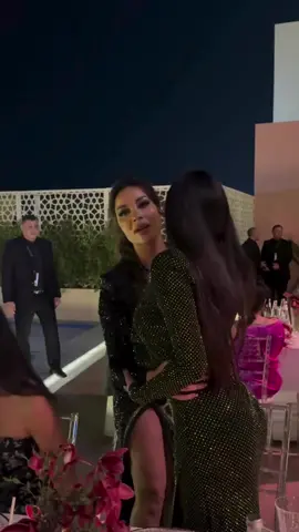 من مهرجان البحر الاحمر في #جدة🇸🇦 اطلالة نادين نجيم وياسمين صبري 😍✨ @Hia Magazine @Red Sea Intl. Film Festival #viral 