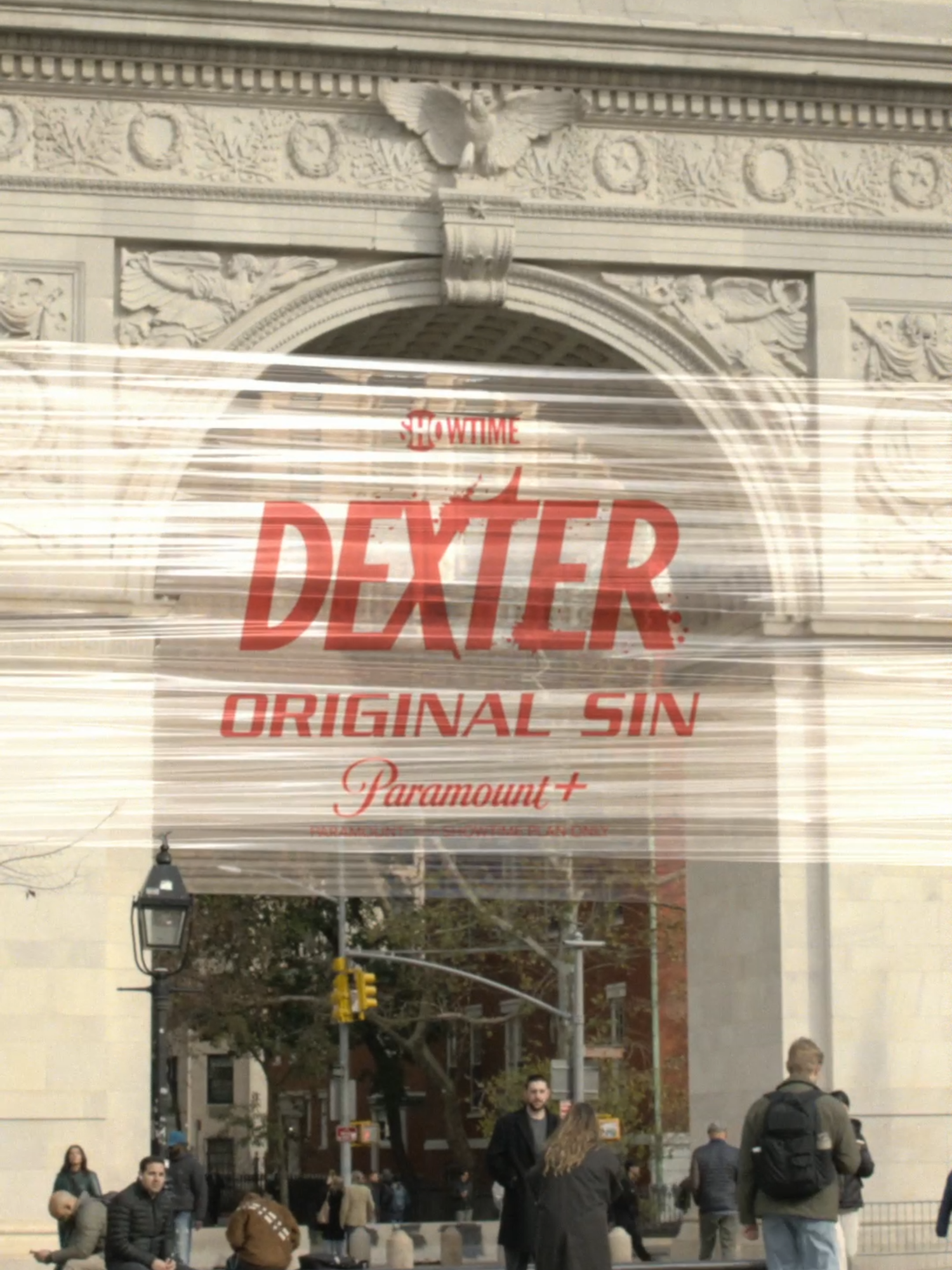 The streets are saying that #DexterOriginalSin took over Washington Square Park 👀🏙️ #DexterMorgan #SerialKiller #nyc