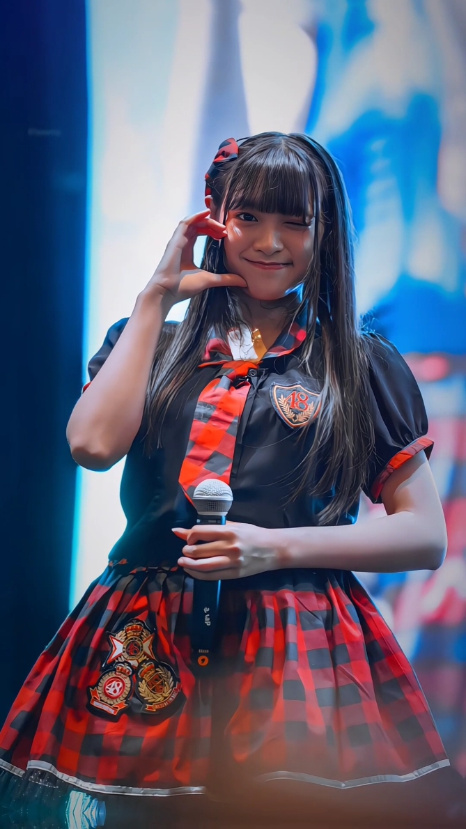 caption dibio lily  #lily #lilyjkt48 #hillaryabigail #jkt48 