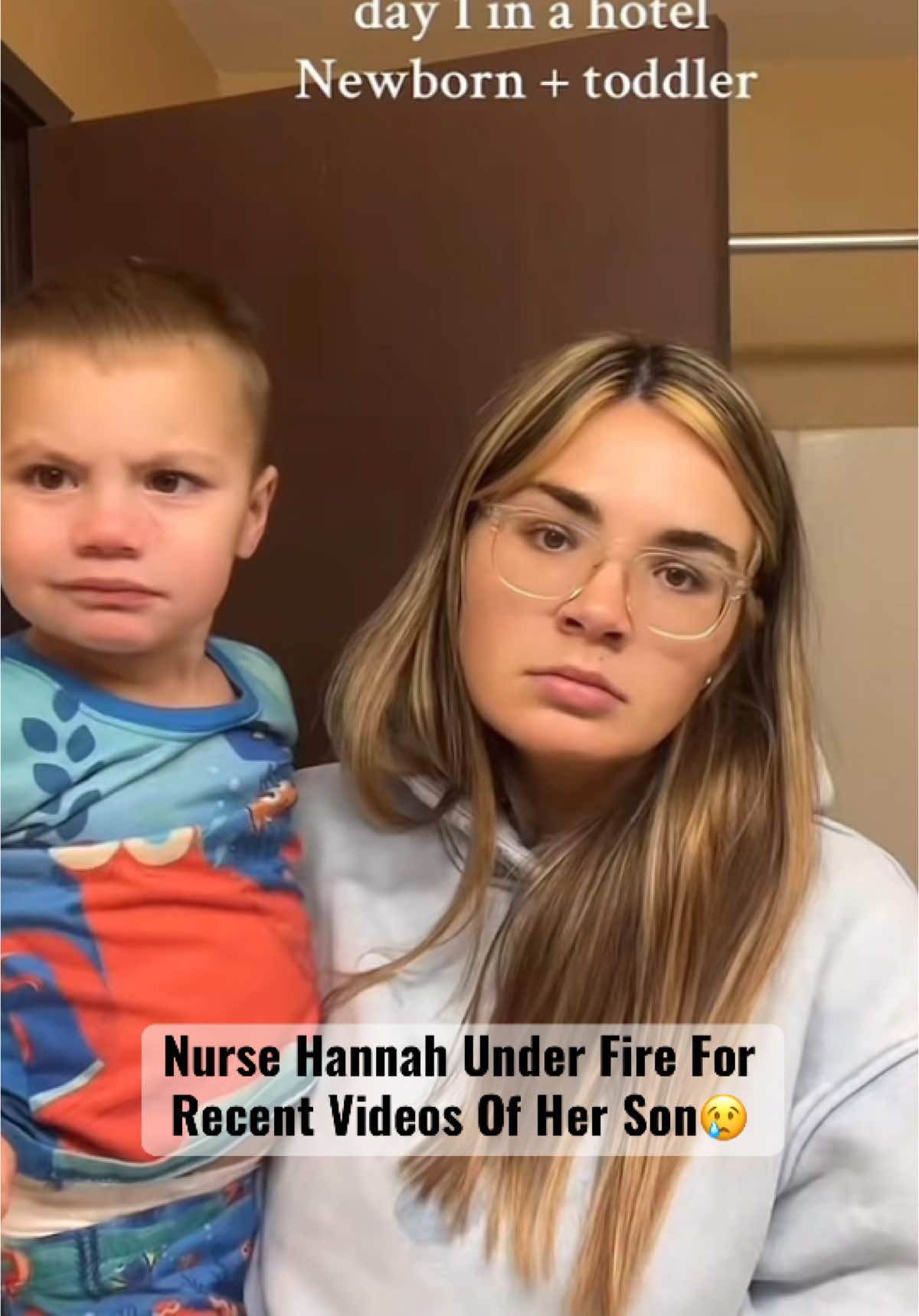 #nursehannah #hannahbhiatt #baby #sad #foryoupage #flinch #17diapers #hannahbhiattkid #fyp 