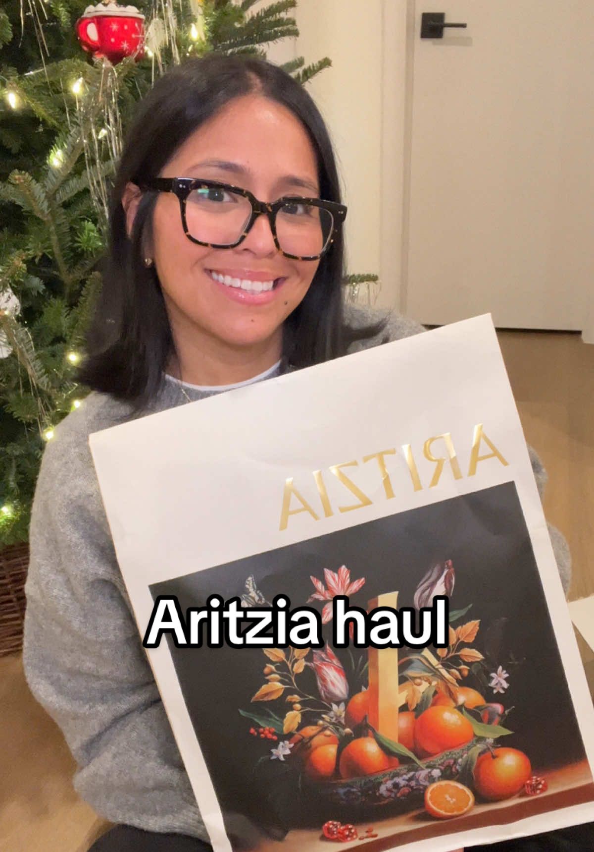 “Love love love” 😂😂😂  #aritziahaul #aritzia #ootdinspiration #unboxing #creatorsearchinsights #blackfriday #fashiontiktok #fashion #shoppinghau