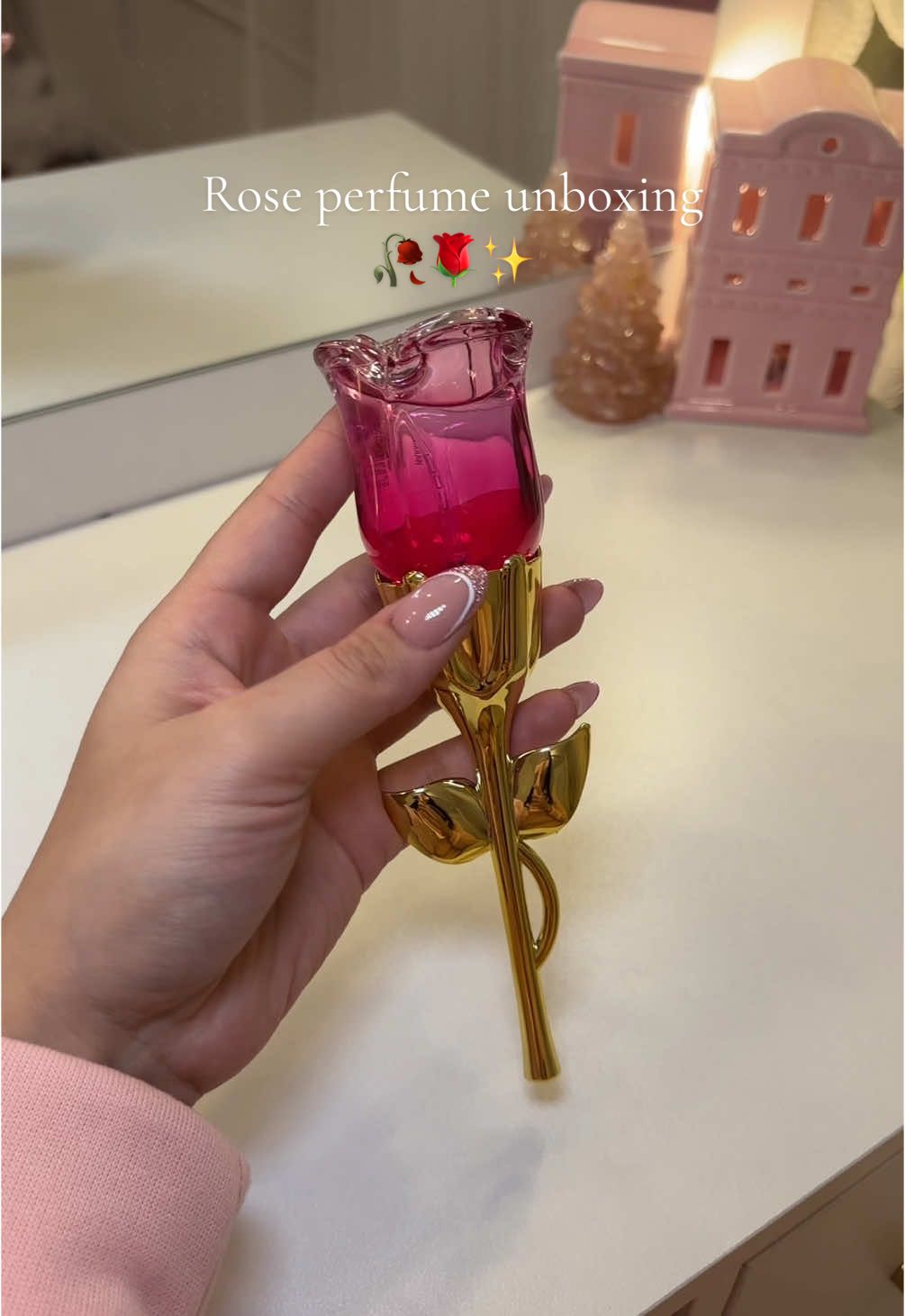 #fyp #perfumetiktok #perfumetok #perfumes #roseperfumes #rosa #girly #treasurefinds #giftguide #holidayhaulpawfectpicks 