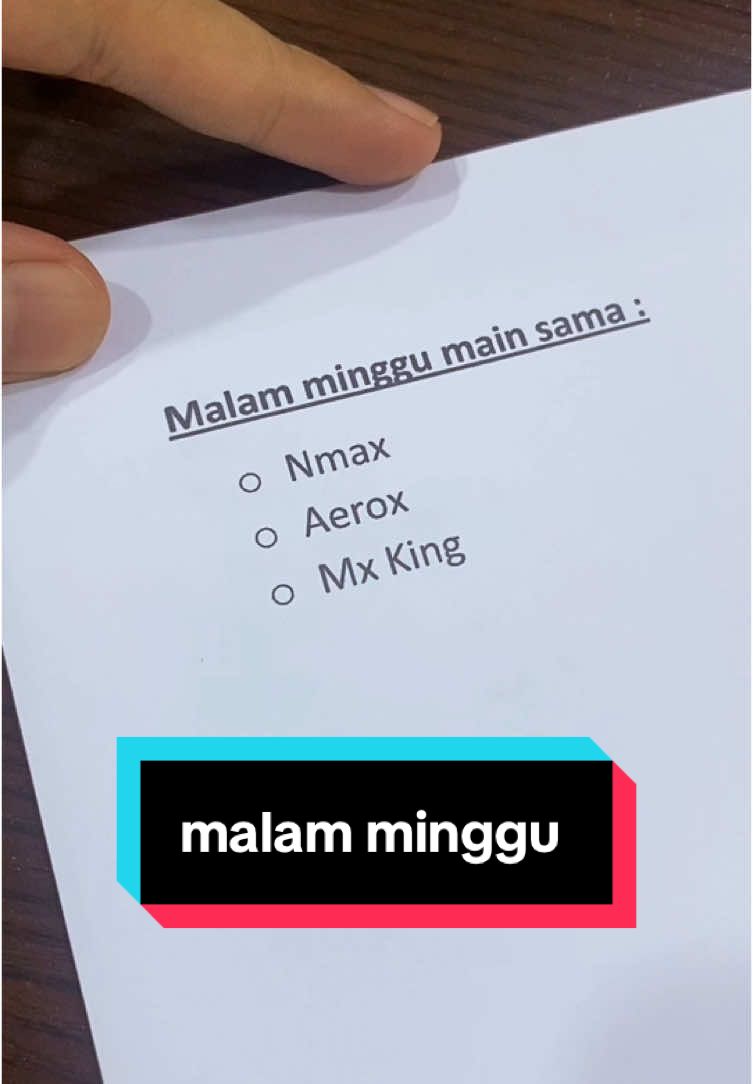 kalian malam minggu main sama siapa nih?😁 #aerox #nmax #mxking 