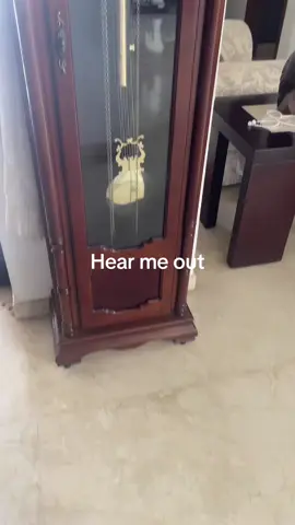 Algo tiene #hearmeout #viral #fyp 