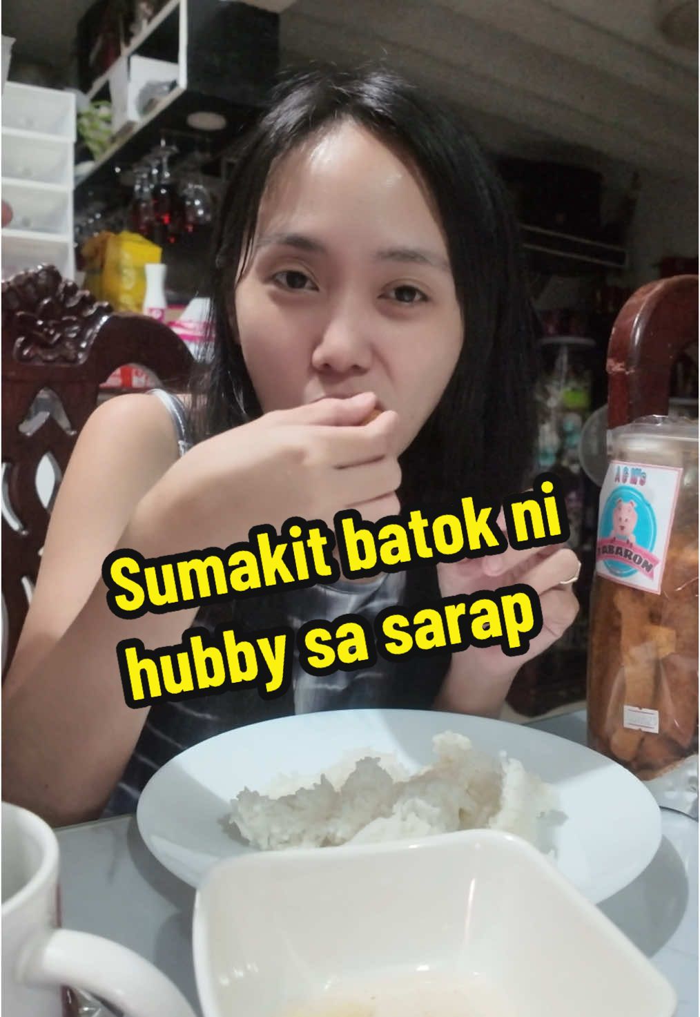 Sumakit batok ni Hubby sa sarap 🤤 #review #wife #hungry #Vlog #mukbang #eating #snacks #productreview #funnycontent #minivlogs #funnytiktoks #foodcontent #FoodTok 