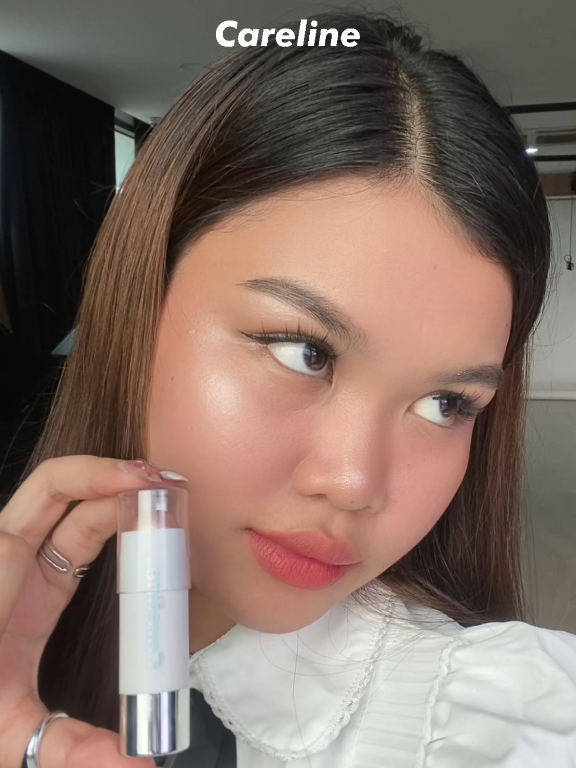 Amplify your glow with one swipe. 🌟 Careline Multistick Strobe, your glow-up essential. #CarelinePH #BetterThanBasic #multistick #highlight 