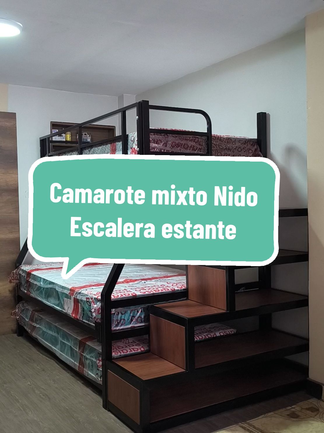 Sácale el mayor provecho al espacio en tu habitación, precio S/ 1700. mayor información al interno o al 992433906 Camarote Mixto con tarima auxiliar escalera estante, experimenta una manera más cómoda de bajar y subir al nivel superior de tu camarote, aprovecha cada espacio de cuarto, y comparte momentos únicos con tu familia y amigos, ya No hay excusas para recibir visitas . . . . . . #camarote #habitaciones #bunkbed #camarotespersonalizados #camarotesperu