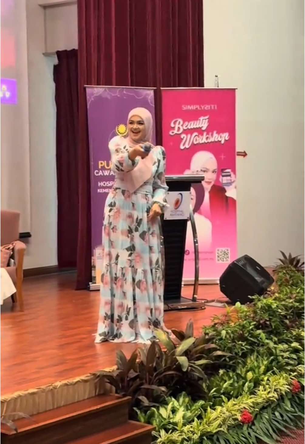 #bukancintabiasa #sitinurhaliza #simplysitibeautyworkshop #tokti #siti #biduanita #biduanitasitinurhaliza #n#biduanitanegara @Siti Nurhaliza 