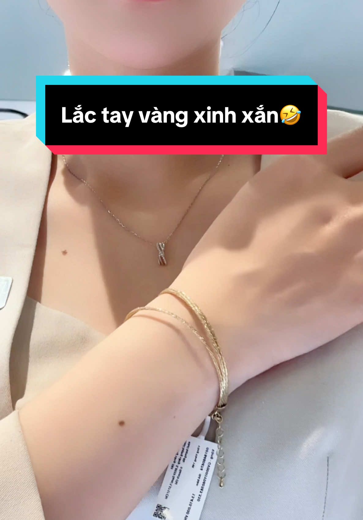 Sắm lắc tay đi ăn đám giỗ bên cồn nào 😌#xuhuong #xuhuongtiktok #xuhuong2024 #pnj #pninextbienhoa #trangsuc #muasam #viral 