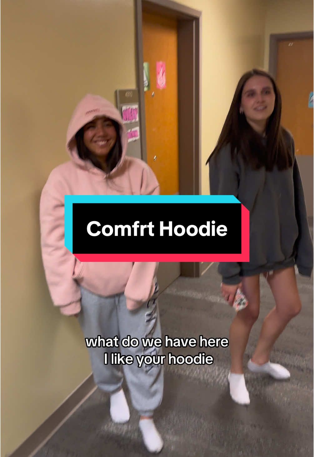 Aint no way a comfrt hoodie is this cheap😭 #hoodies #comfrt #winterfashion #tiktokshop #comfy 
