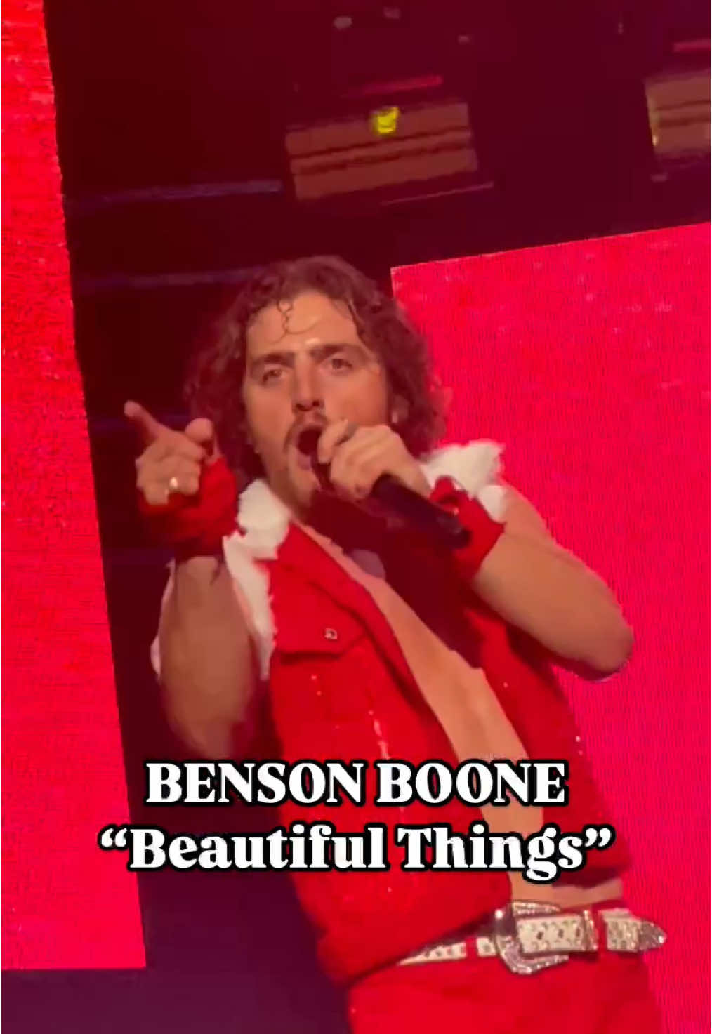 Beautiful Things 🟰 #BensonBoone 😍😜🎄 #KIISJingleBall 