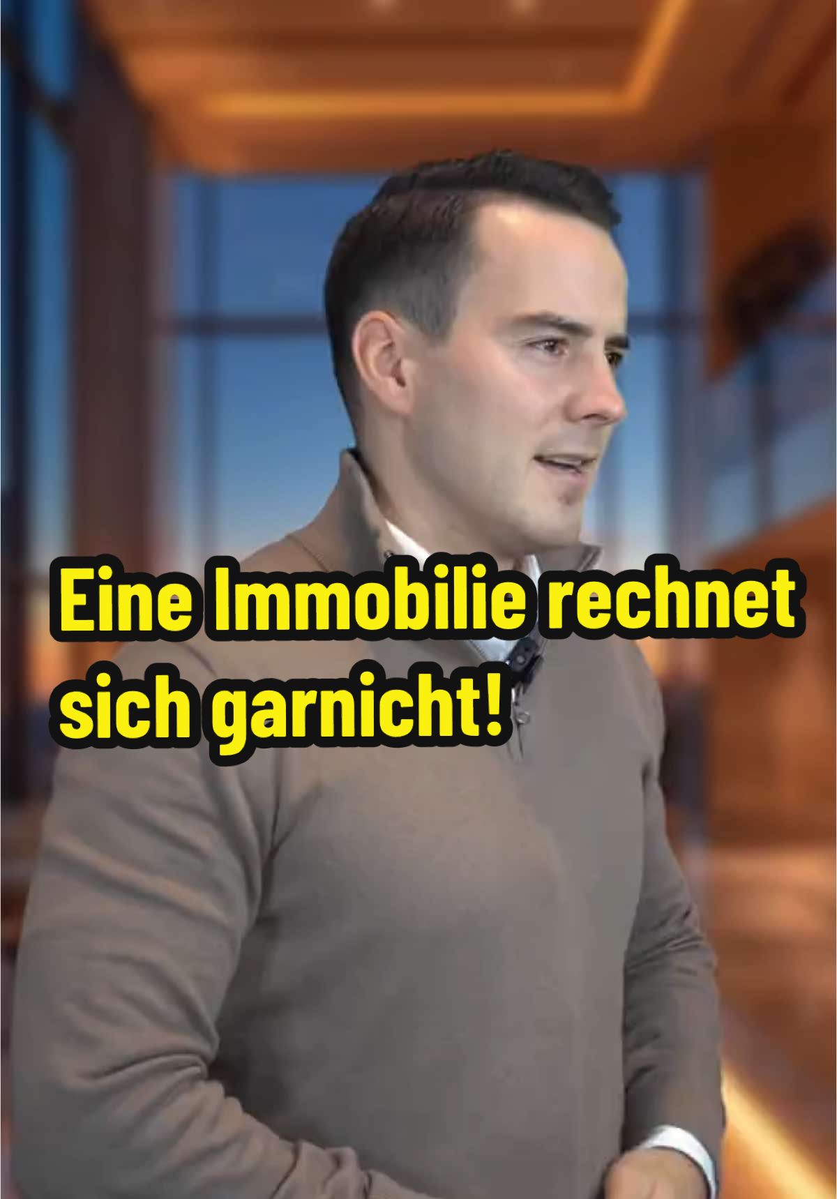 ❌ Immobilien ohne Eigenkapital kaufen ist unmöglich! ❌ – Hörst du das auch ständig? Ich zeige dir Schritt für Schritt, wie es funktioniert: 👉 Kaufpreis erhöhen durch Einrechnung von Nebenkosten wie Makler, Notar und Grunderwerbsteuer. 👉 Mietzahlungen decken Zinsen, Tilgung und Rücklagen. 👉 Und jetzt der Gamechanger: Die Steuerrückerstattung! Am Ende zahlt sich die Immobilie selbst ab – ganz ohne Eigenkapital und ohne, dass du draufzahlst. 💡 Lass dich nicht von Zweiflern bremsen. Mit dem richtigen Wissen kannst du deinen Vermögensaufbau starten! 🚀 Was hält dich noch zurück? Schreib’s in die Kommentare! ⬇️ #immobilien #investment #ohneEigenkapital #kapitalanlageimmobilie #vermögensaufbau #immobilientipps #finanzen #fyp 