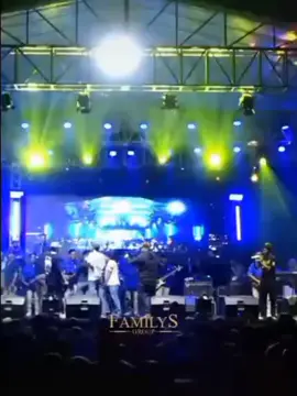 Kertas & Api _ Erika Syaulina #kertasdanapi#erikasyaulina#dangdutlawas#dangdut#livedangdut#familysgroup#coverviral#sounndviral#coverdangdut#liriklagu#trending#untukanda #foryoupage #fypシ゚viral 