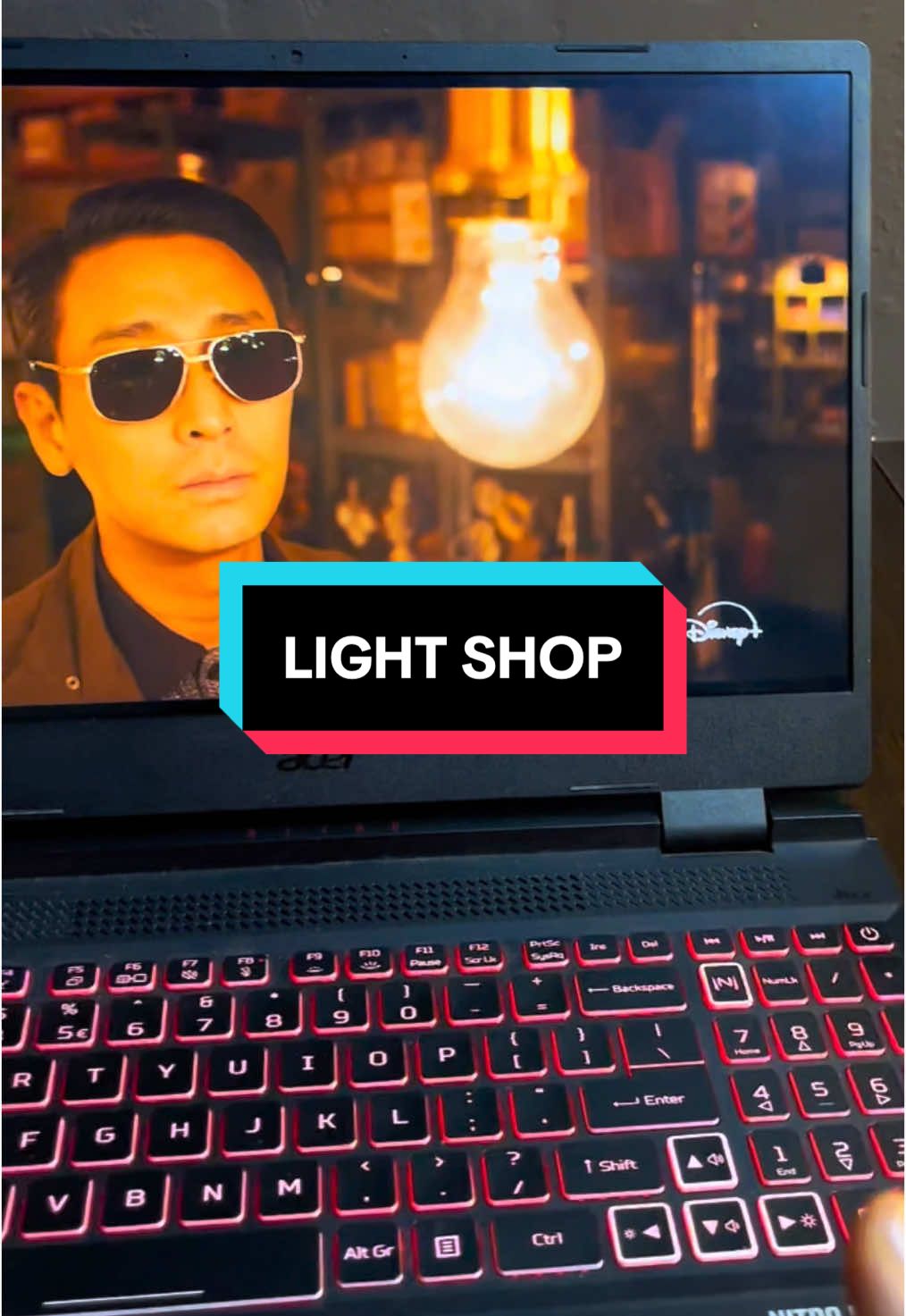 BAYANGKAN! Kedai Lampu Kau Terang Sangat Sampai Hantu Pun Nak Datang! #sembangentertainment #lightshop #lightshopkdrama #disney #disneyplus #disneyplusseries #horror #horrormovie #horrortok @TikTok Malaysia @Disney @Disney+ Hotstar Malaysia 